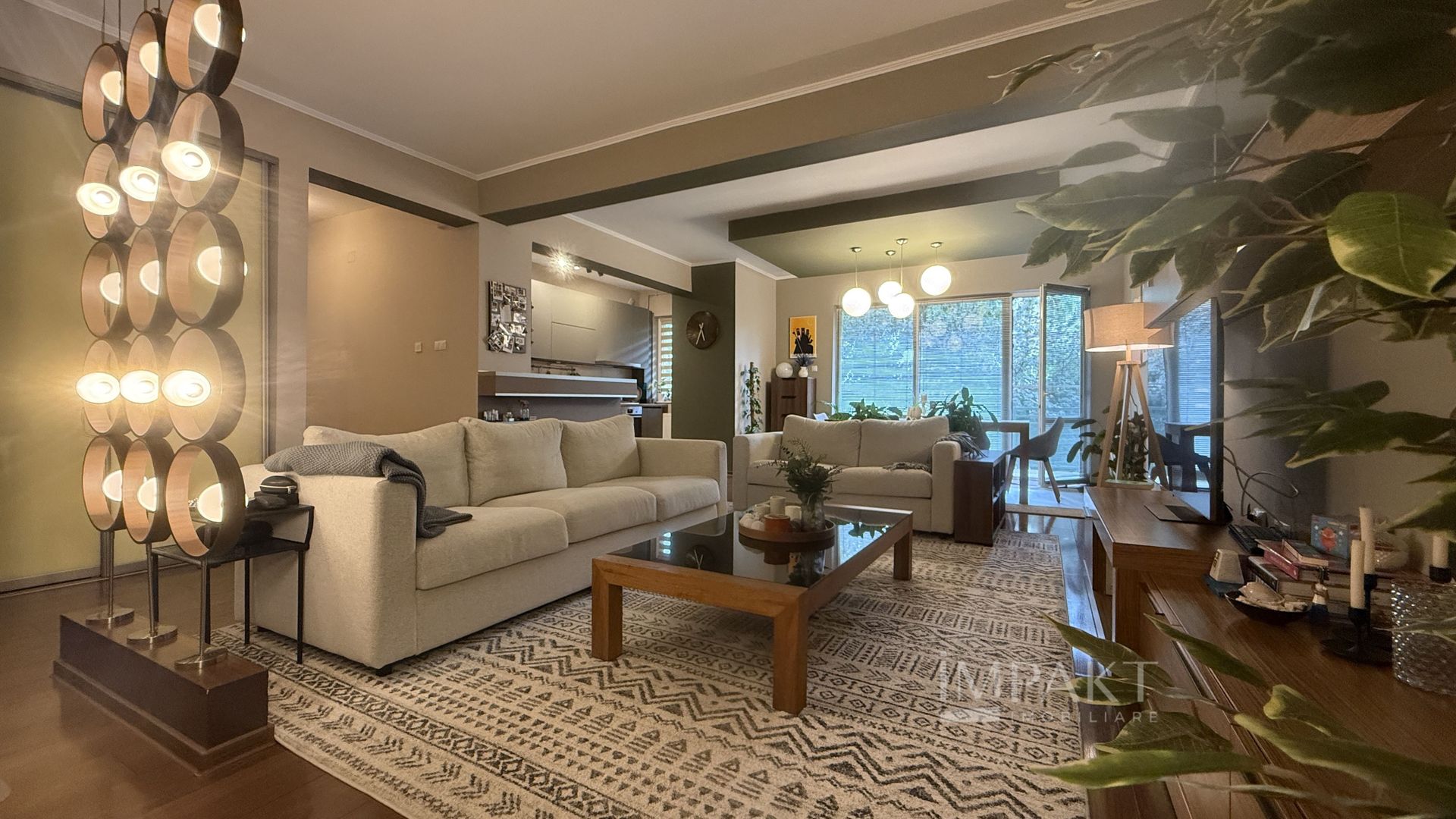 Apartament cu 3 camere cf sporit langa Grand Hotel Italia - Poză 1