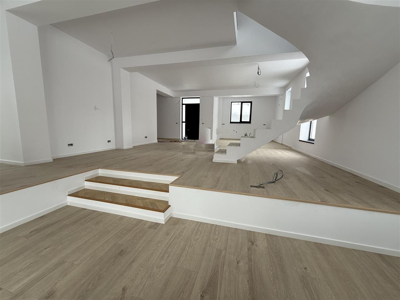 De vanzare Vila Str. Daliei - Petresti Corbeanca Ilfov - Poză 4