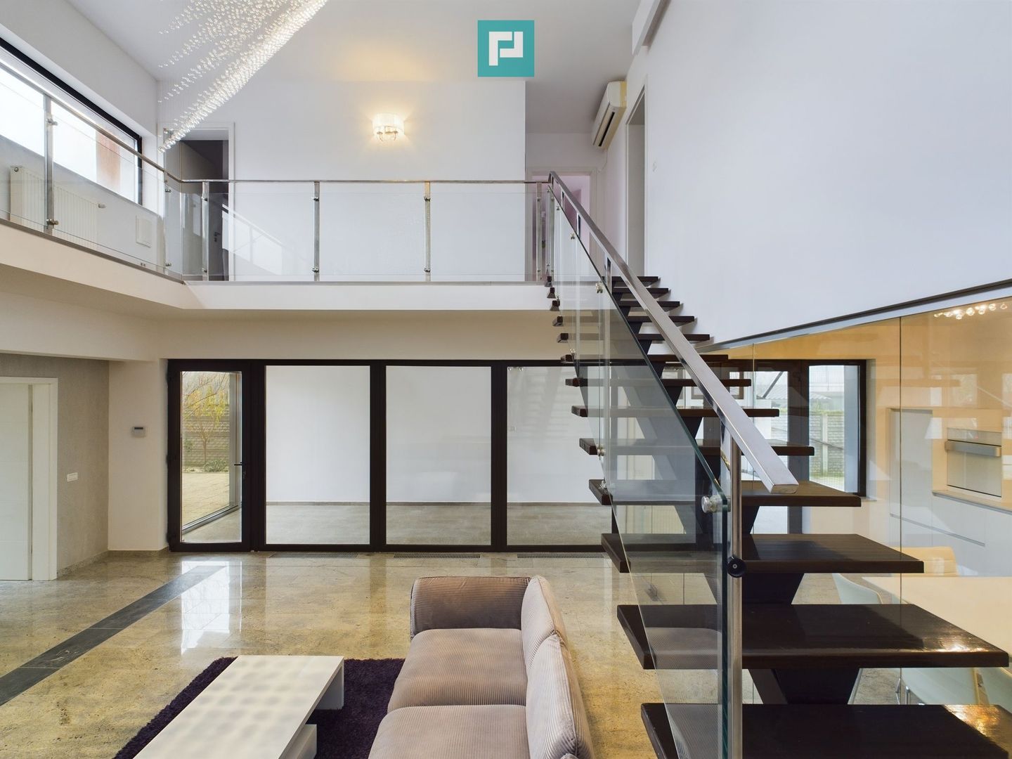 Vilă de lux cu două locuințe, în Dumbrăvița – Locație Excelentă! - Poză 9