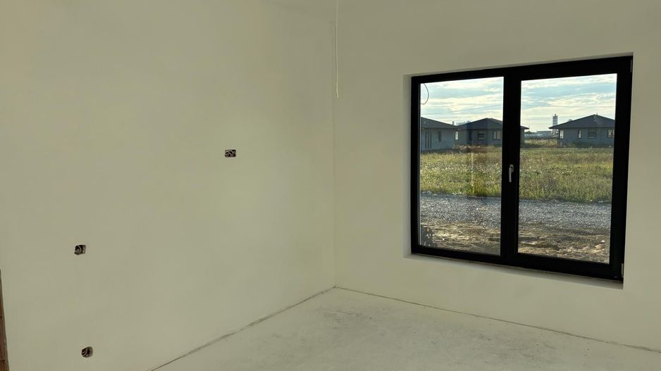 Casa Santandrei, 167 000 E (neg). Comision 0. - Poză 13