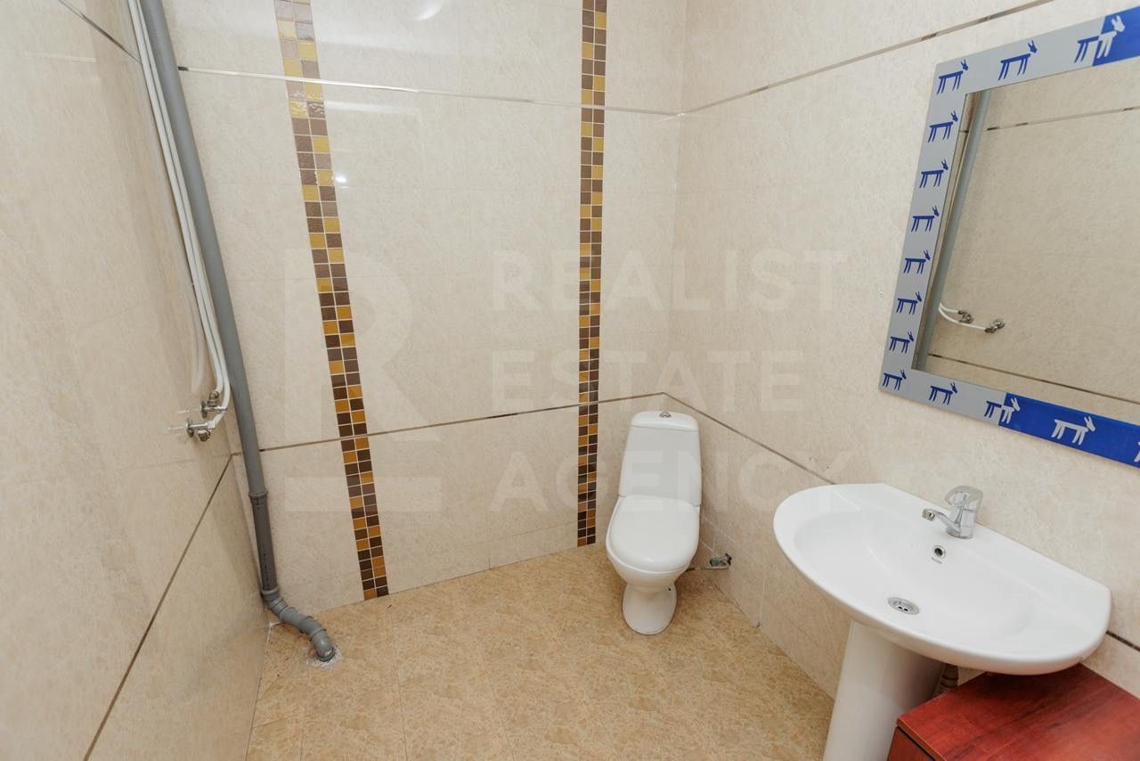 Chirie, oficiu, 320 mp, situat, str. 31 August, Centru - Poză 19