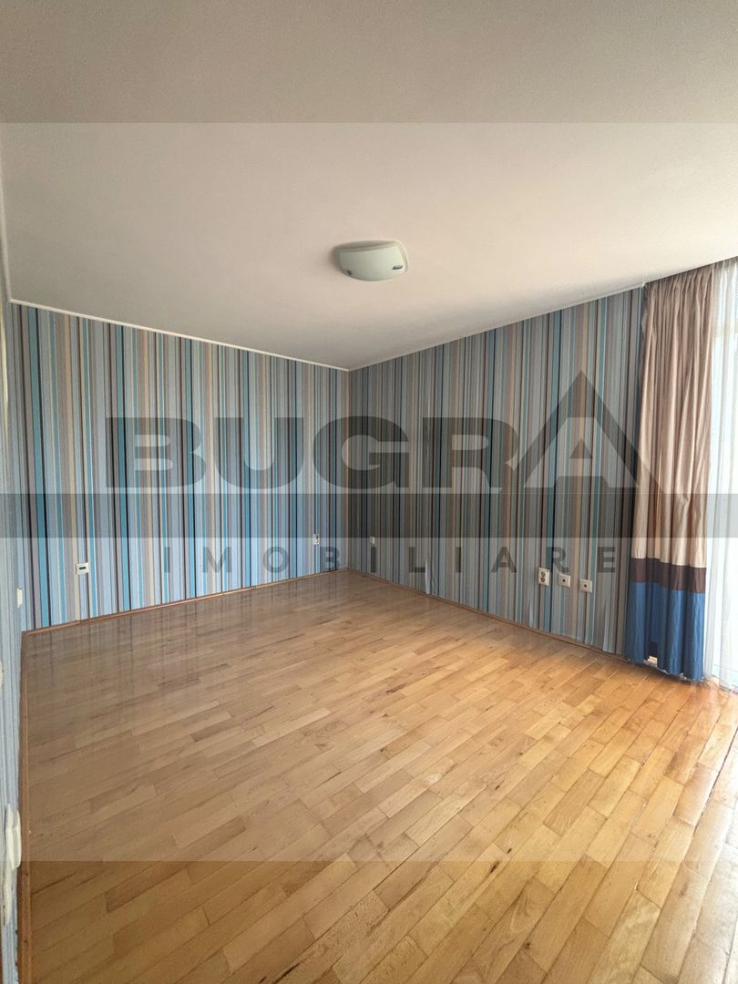 Casă cu 6 camere, 320 mp utili, gradina, garaj, zona Home Garden - Poză 14
