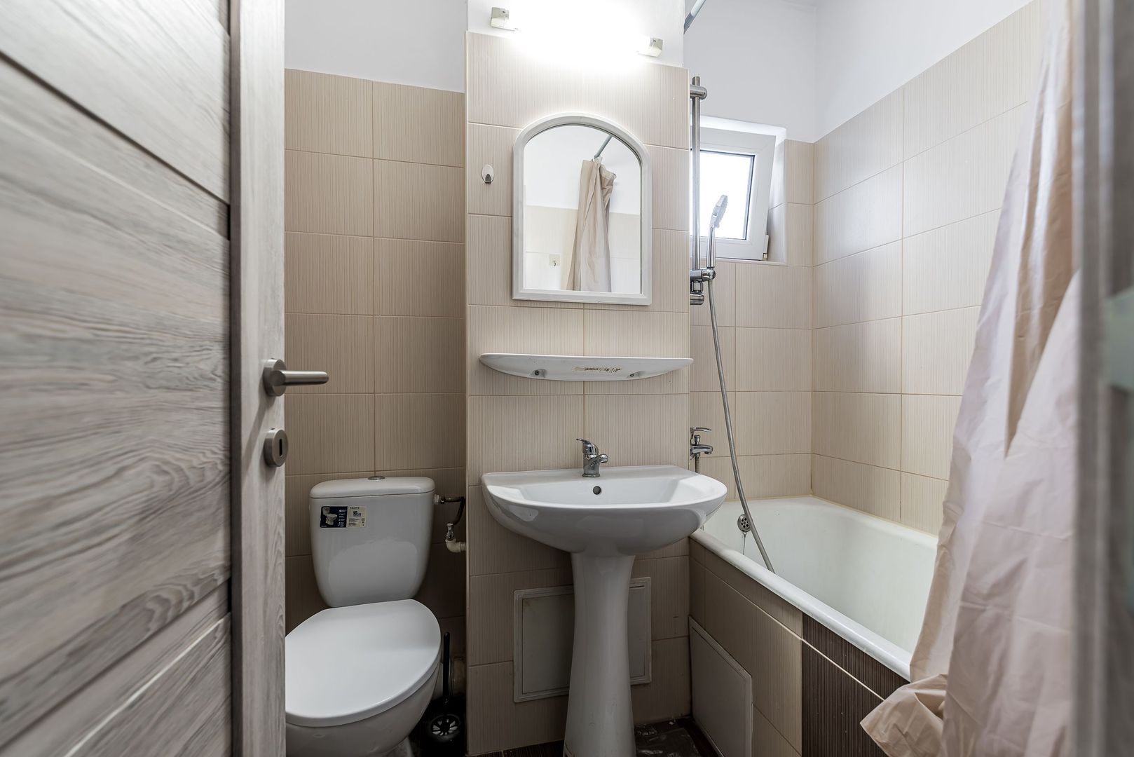 🏡 APARTAMENT 2 CAMERE | ETAJ 1 | ZONA LEBĂDA - Poză 9