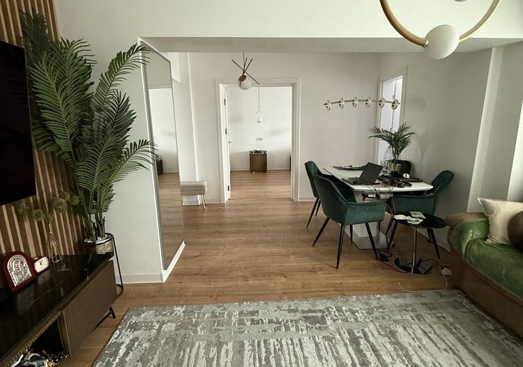 Apartament 3 camere Bulevardul Unirii - Poză 1