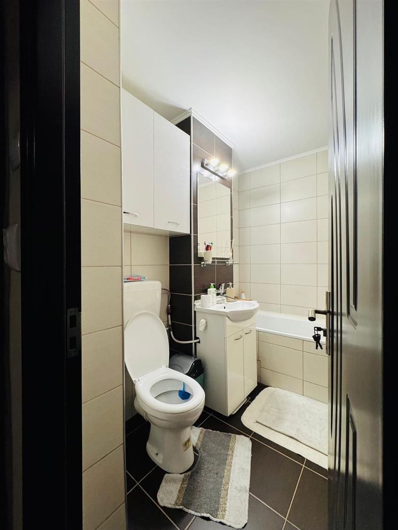 Apartament cu 2ï¿½camere decomandat Nufaru - Poză 6