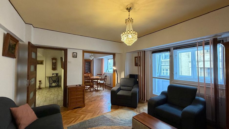 Apartament Piata Unirii, cu parcare - Poză 2