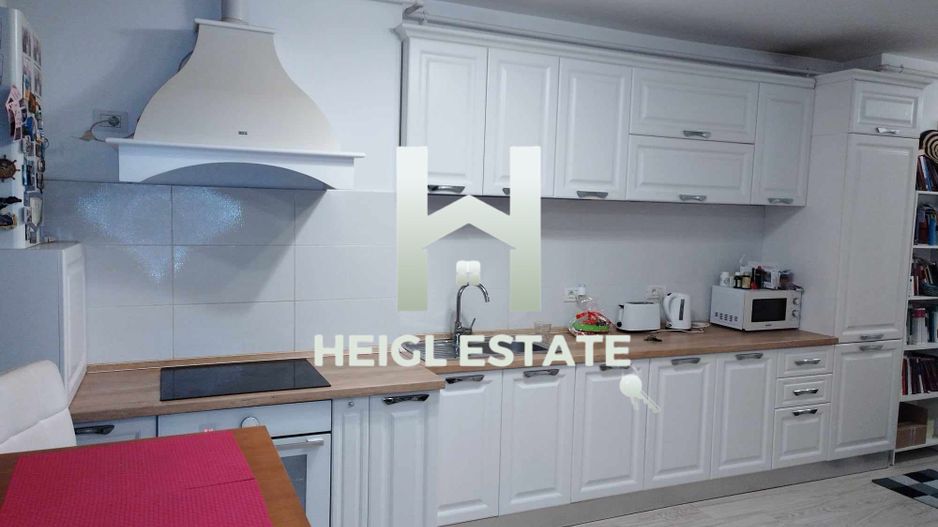Heigl Estate vă propune spre vanzare in zona Soarelui - Poză 1