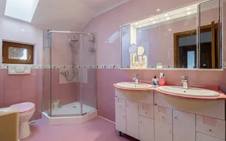 Vilă individuală cu 5 camere, piscină și curte generoasă | Mogoșoaia - Poză 22