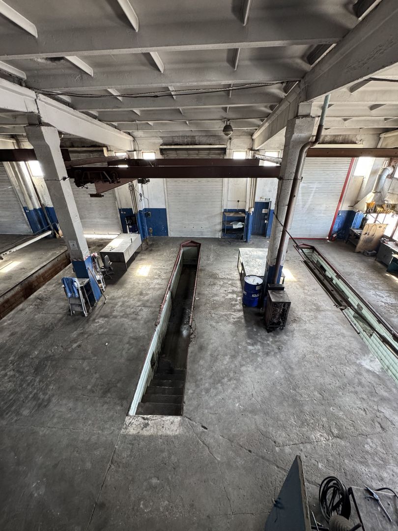 Spre închiriere Autoservice Tir/Bus cu teren de 0,59 ha - Poză 7