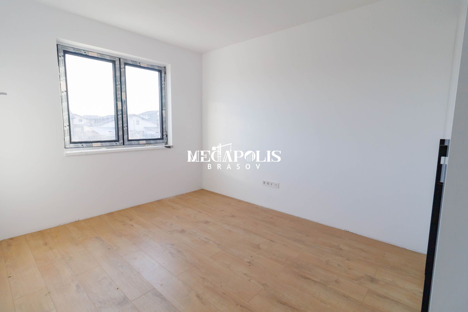 Apartament 2 camere Finisat/1780 euro/mp - Poză 4