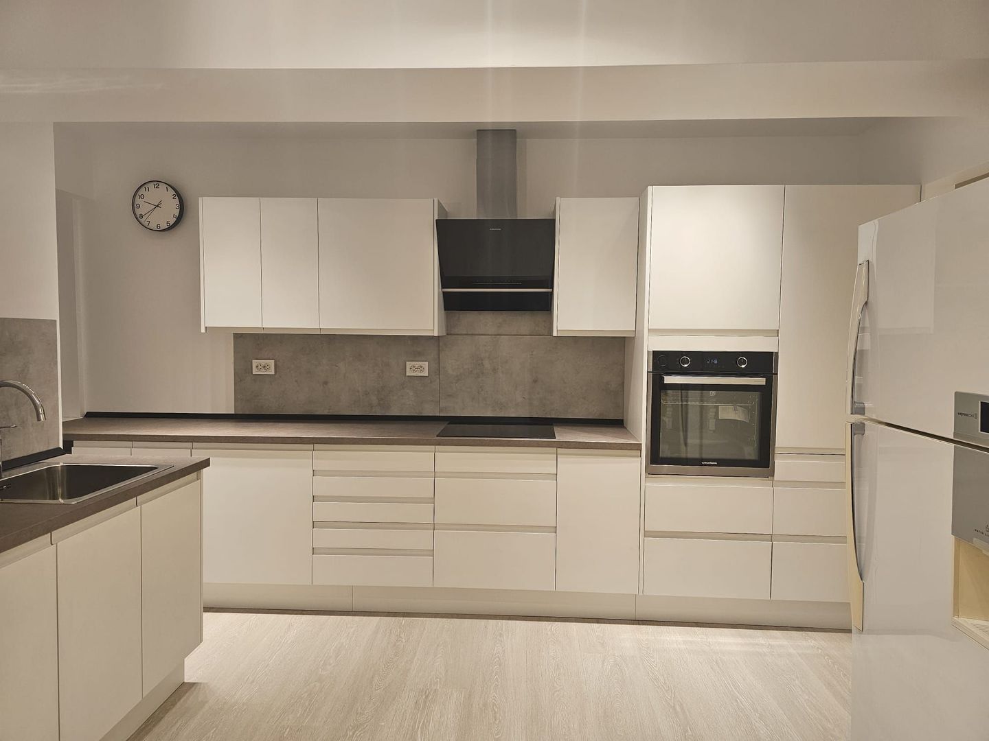 Apartament 4 camere mobilat , Zona Rond Alba Iulia - Poză 21