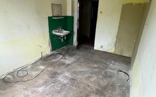 Cameră de cămin de vânzare –  ideală ca investiție sau locuință - Poză 2