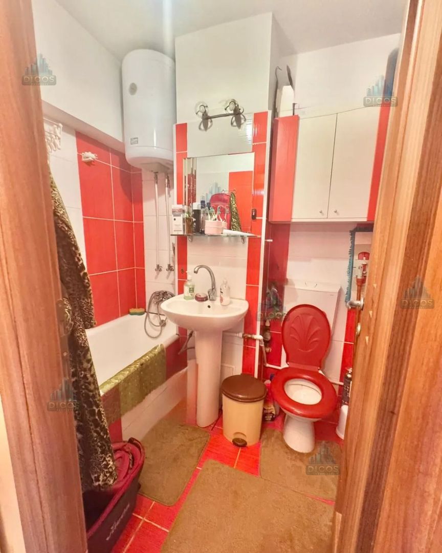 Apartament de vânzare – Giurgiu, bloc Romarta - Poză 3