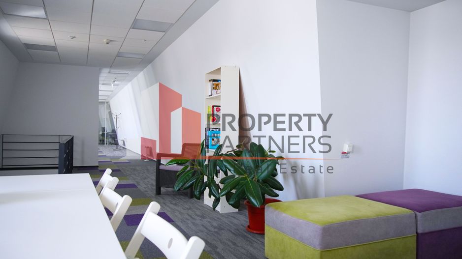 Spatiu modern pentru birouri - 741.54 mp  - Universitate - Poză 12