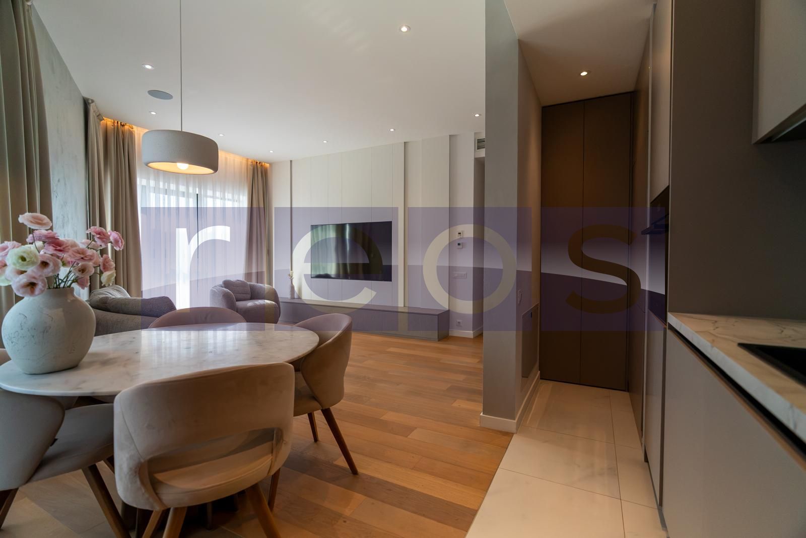 VANZARE APARTAMENT 3 CAMERE 100MP | ONE VERDI | ULTRAFINISAT | PARCARE - Poză 1
