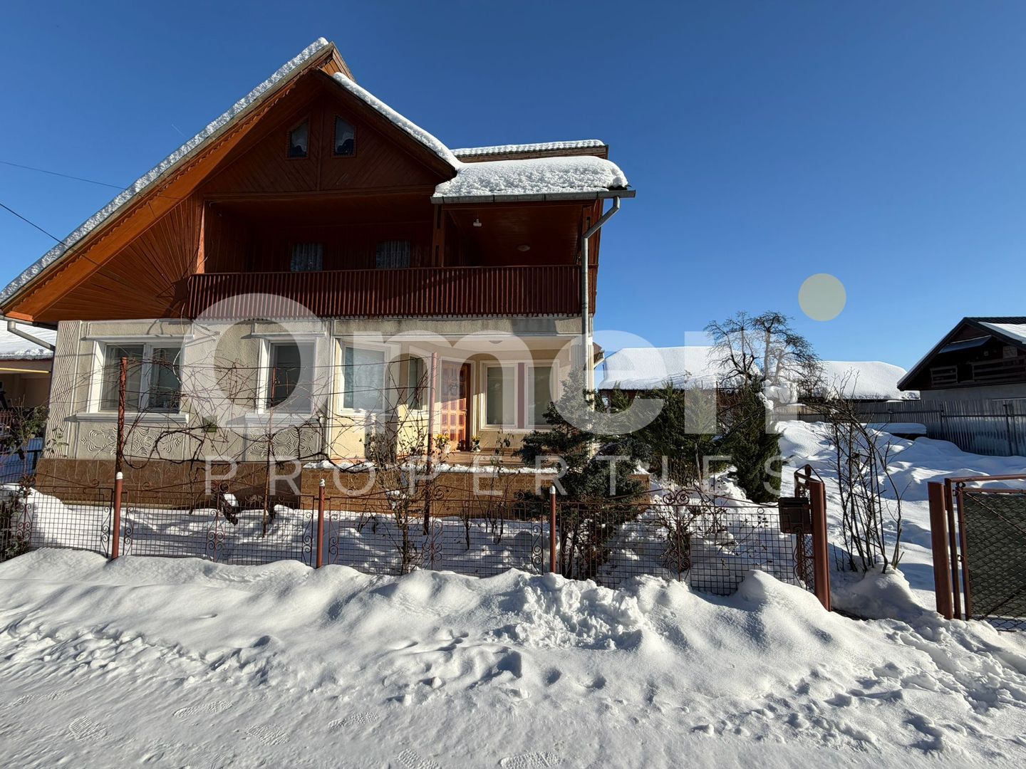 Casa cu piscina de vanzare, cu 6 ari de teren, Unguras - Poză 1