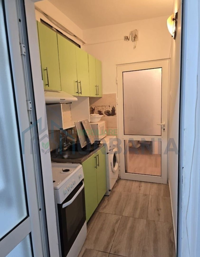 INCHIRIEZ Garsoniera zona Piata Nicolina - Poză 2