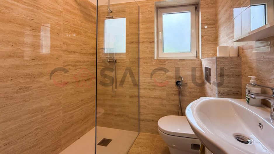 3 camere, finisat modern, etaj 1, central - Poză 7