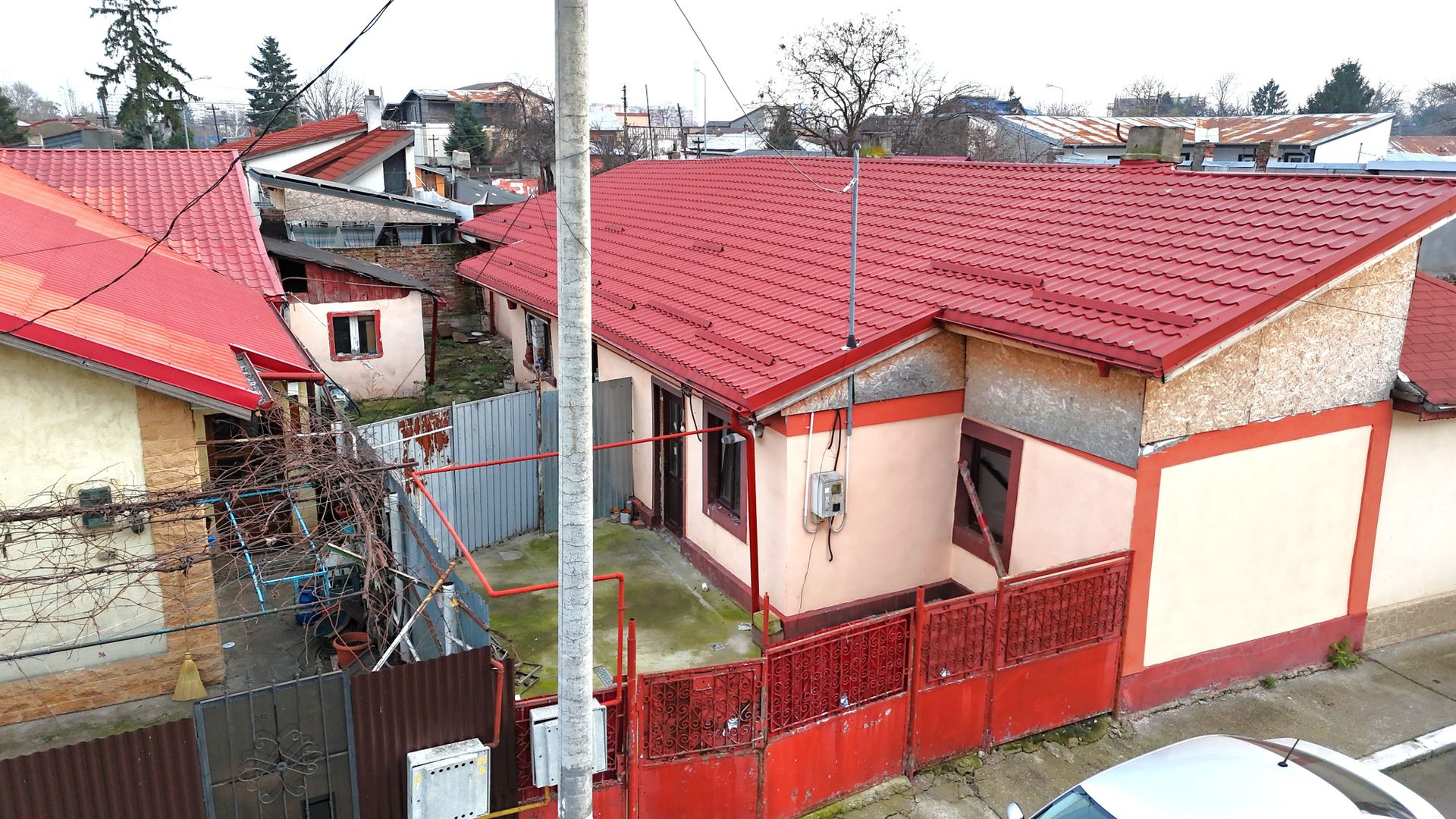 Casă individuală, curte proprie - Cel mai bun preț din zonă - Poză 7