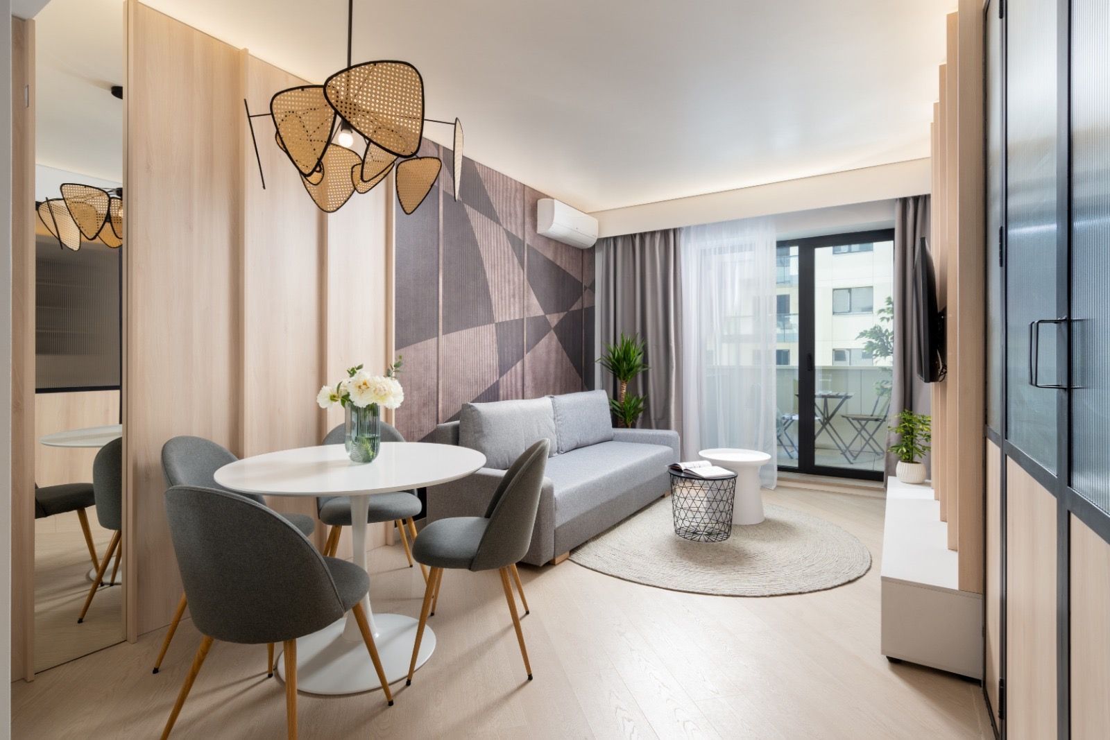 Studio Complet Mobilat & Utilat – Cortina North | Investitie ideala - Poză 2