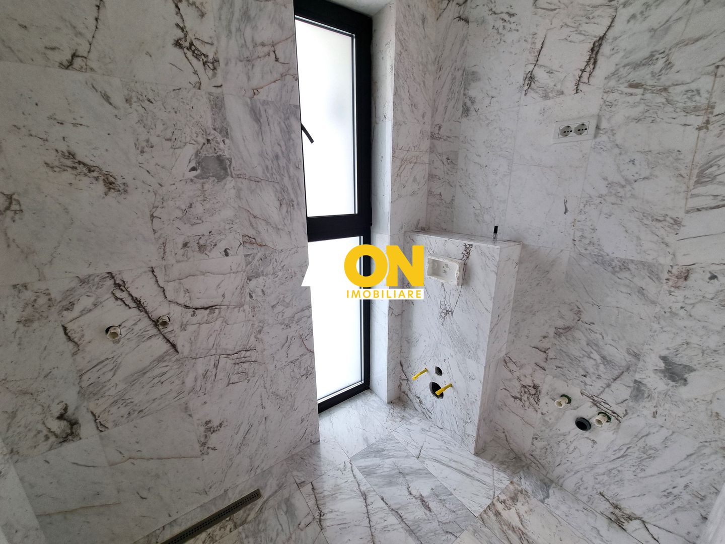 De vanzare casa 4 camere, finisaje de lux, 400mp teren, Alba-Micesti - Poză 12