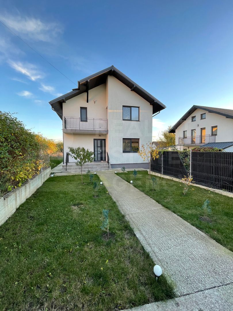 Vânzare, casă, 4 camere, loc. Miroslava, Iași - Poză 1