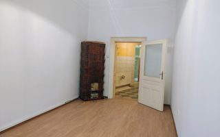 Apartament la casă cu front stradal,  str. M. Eminescu. 119 900 E. - Poză 4