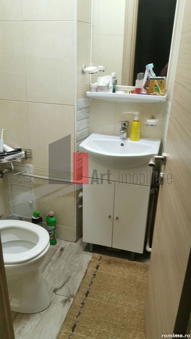 Vânzare apartament semidecomandat 4 camere cu centrală Bd. Obregia - Poză 31