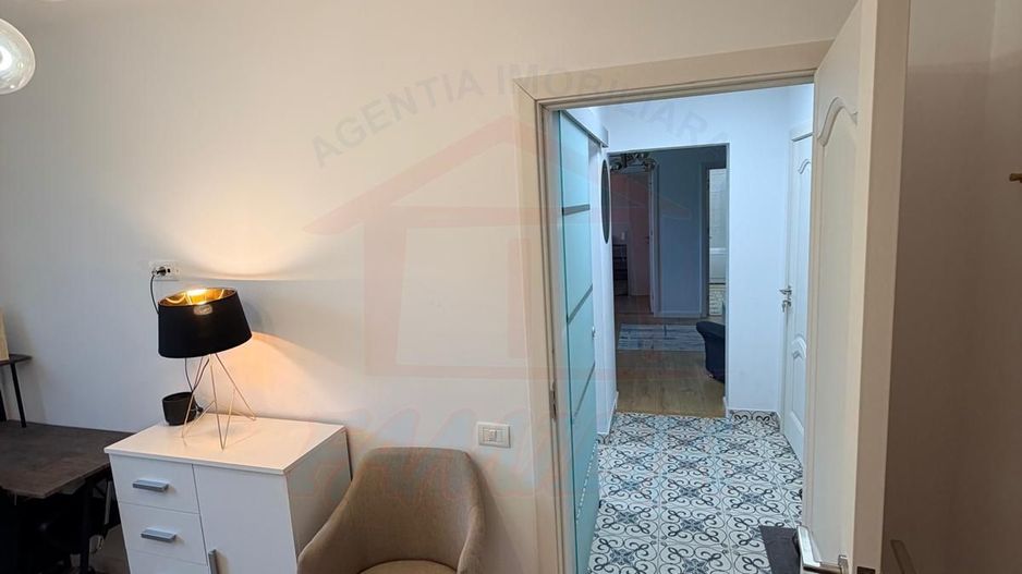 APARTAMENT CU 3 CAMERE DE ÎNCHIRIAT | ETAJ 3 | ȚIGLINA 1 - Poză 5