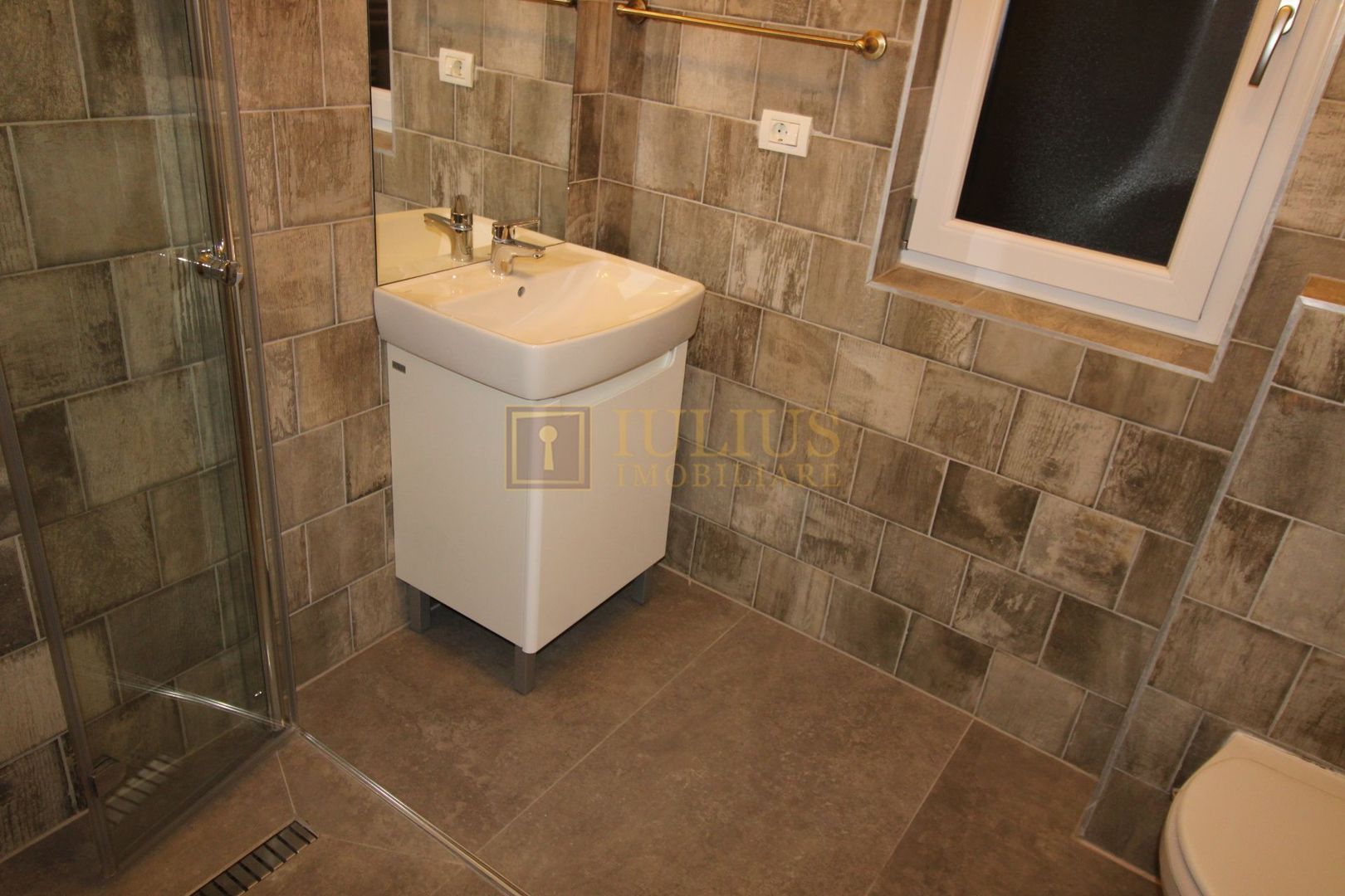 Duplex, 4 camere, mobilat și utilat complet – Moșnița Nouă, cartier Europa - Poză 16