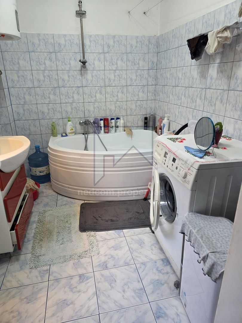 Vanzare apartament 4 camere - Sebastian - Vulcan - Poză 24