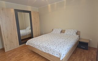De Închiriat Apartament 3 camere Carpați 2 - Poză 8