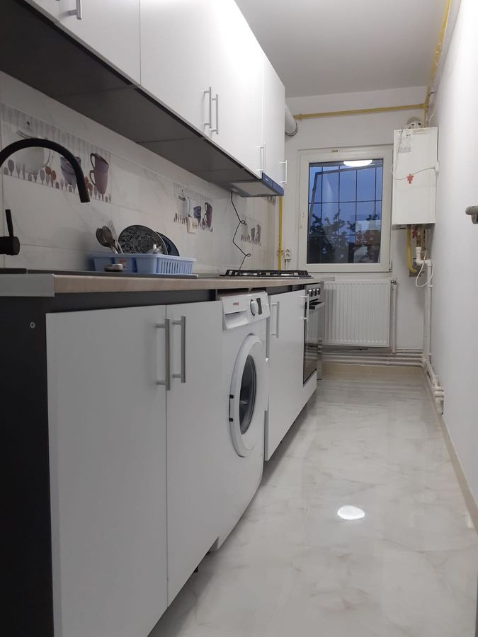 GARSONIERA MODERNA RENOVATA MOBILATA SI UTILATA BLOC 1982 - Poză 10