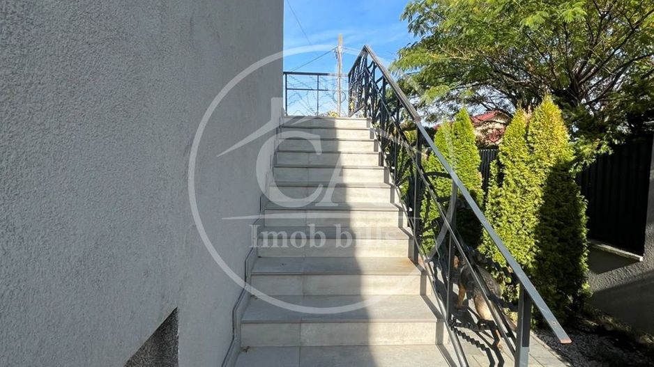 Casa de vanzare cu 10 camere in Santandrei, Bihor - Poză 16