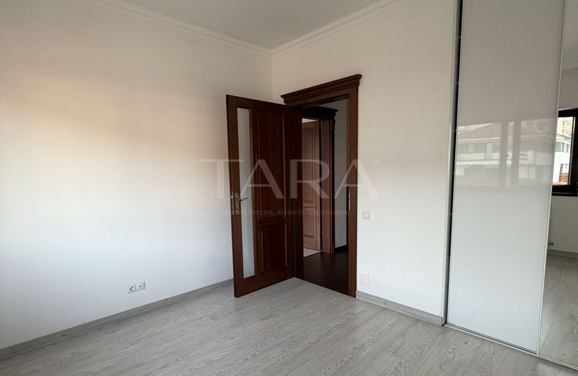 Casă tip duplex, modernizată integral, în zona Terra – Florești. - Poză 2