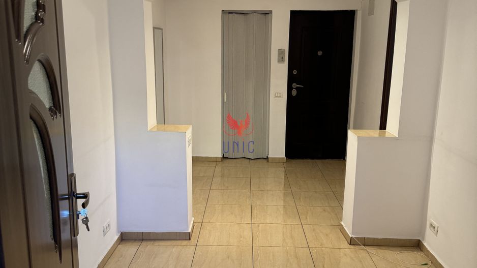 Apartament 3 camere parter - Mall Electroputere - Poză 7