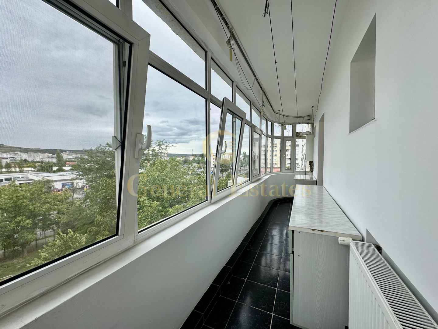 Spre Vânzare apartament cu 3 camere, în Centru, Păcurari - Poză 14