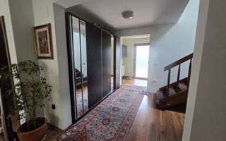 Casă individuală cu 4 camere in Dumbrăvița - Poză 8