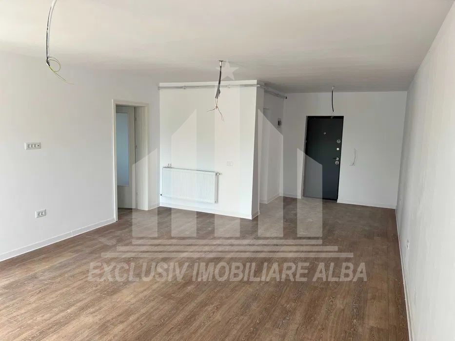 Aparament cu 3 camere, Cetate, Bloc Nou - Poză 2