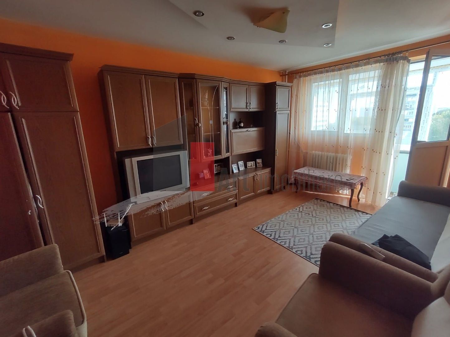 Vanzare apartament 3 camere Bd. Brâncoveanu - Poză 1