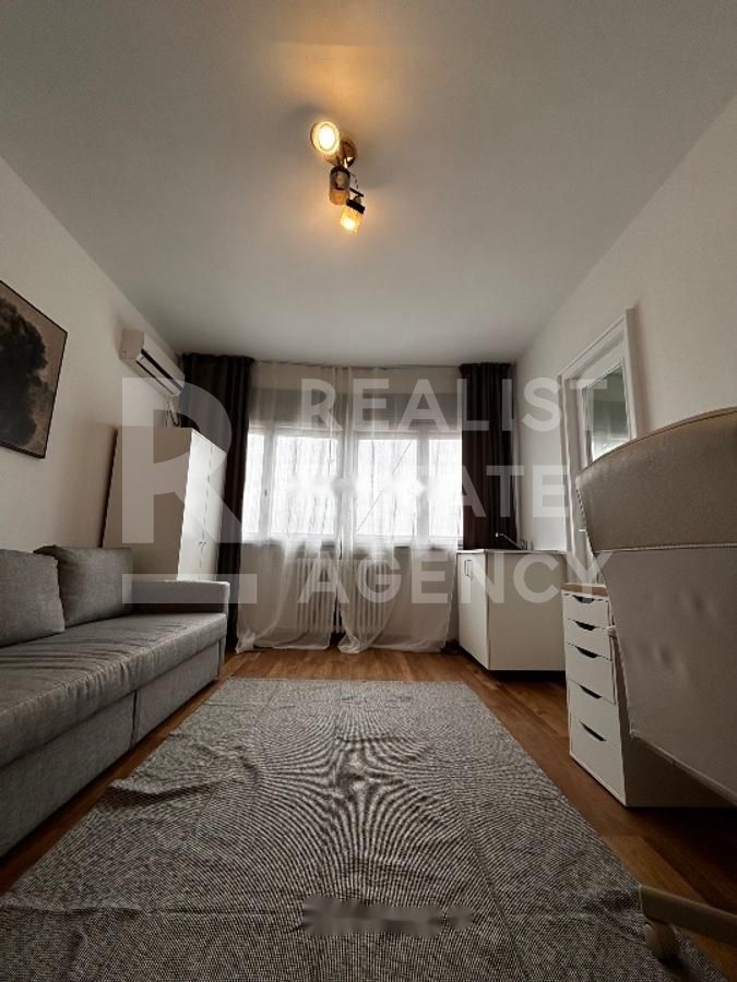 Universitate | Garsoniera | Renovata | Vedere Panoramica - Poză 3