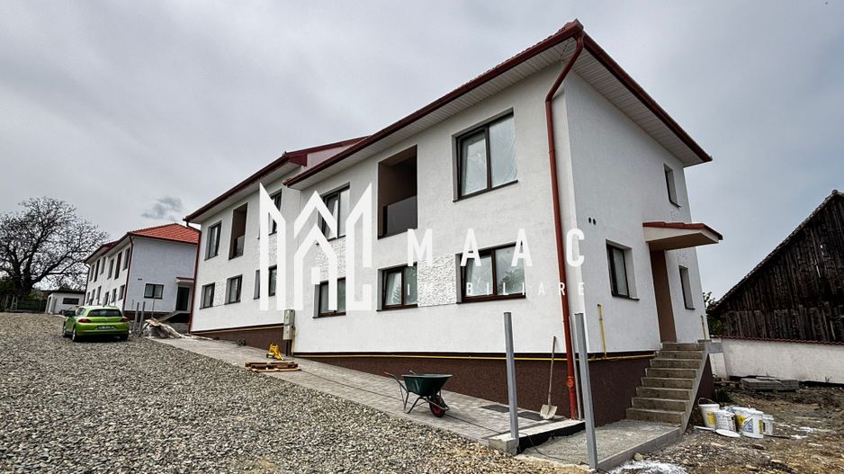 Casă Tip Duplex | 4 Camere | 2 Balcoane | Terasă | Șura Mică - Poză 3