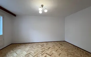 Apartament in vila cu 6 camere si curte proprie de 202 mp - Poză 11