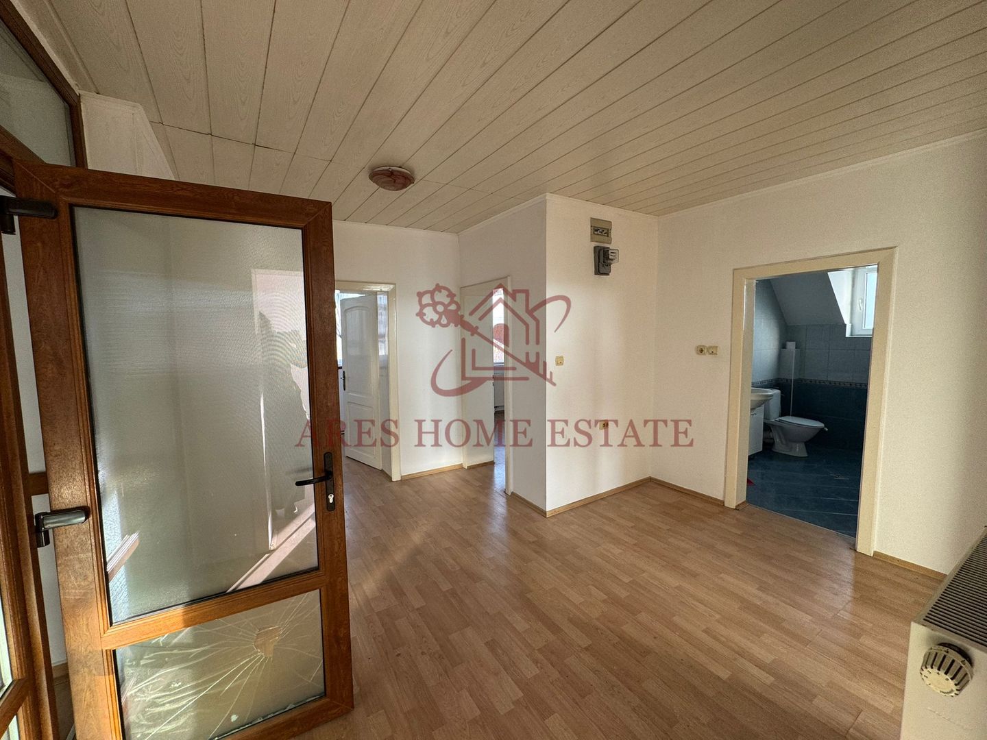 Casă 7 camere de vânzare/închiriere Izvin + anexă 90 mp- Comision 0 - Poză 14