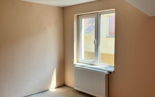 Apartament 4 camere-curte-parcare-balcon-Zona Valea Budacului - Poză 4