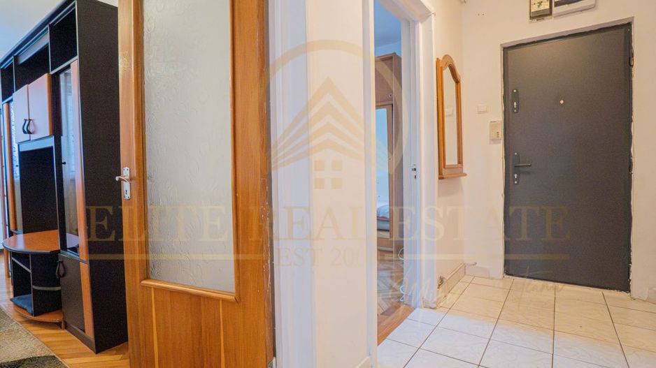 Far - Vânzare apartament cu 3 camere confort 1, situat la etajul 1. - Poză 8