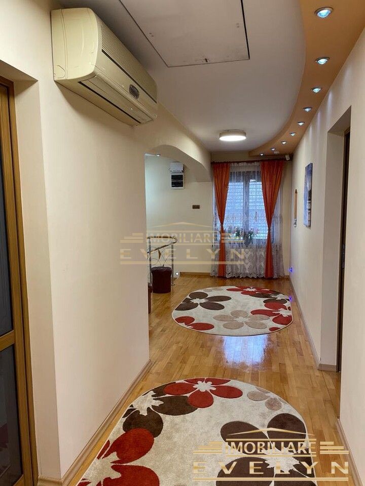 Vila de vanzare D+P+1 220 mp cu teren 300 mp, pret 285000 euro negociabil ! - Poză 4