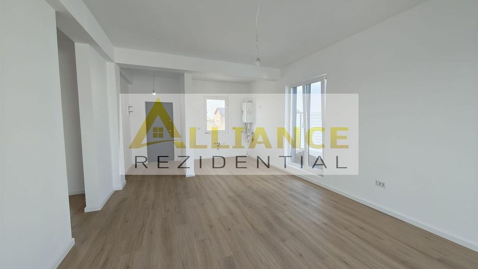 CASA PE PARTER CU 4 CAMERE DE VANZARE - COMUNA BERCENI - Poză 9