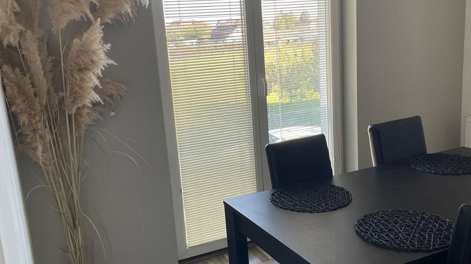 Apartament modern I Loc de parcare I intrare in Dumbravita - Poză 5