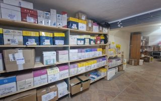 Laborator analize medicale | suprafata aprox 400 mp | Cetate - Poză 13